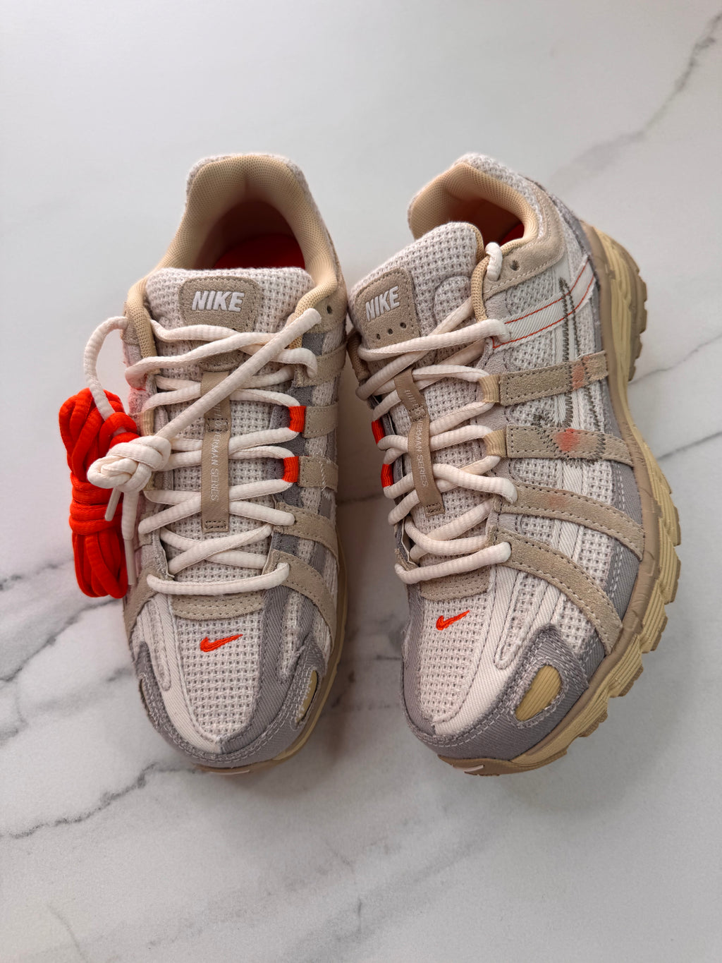 Nike p-6000