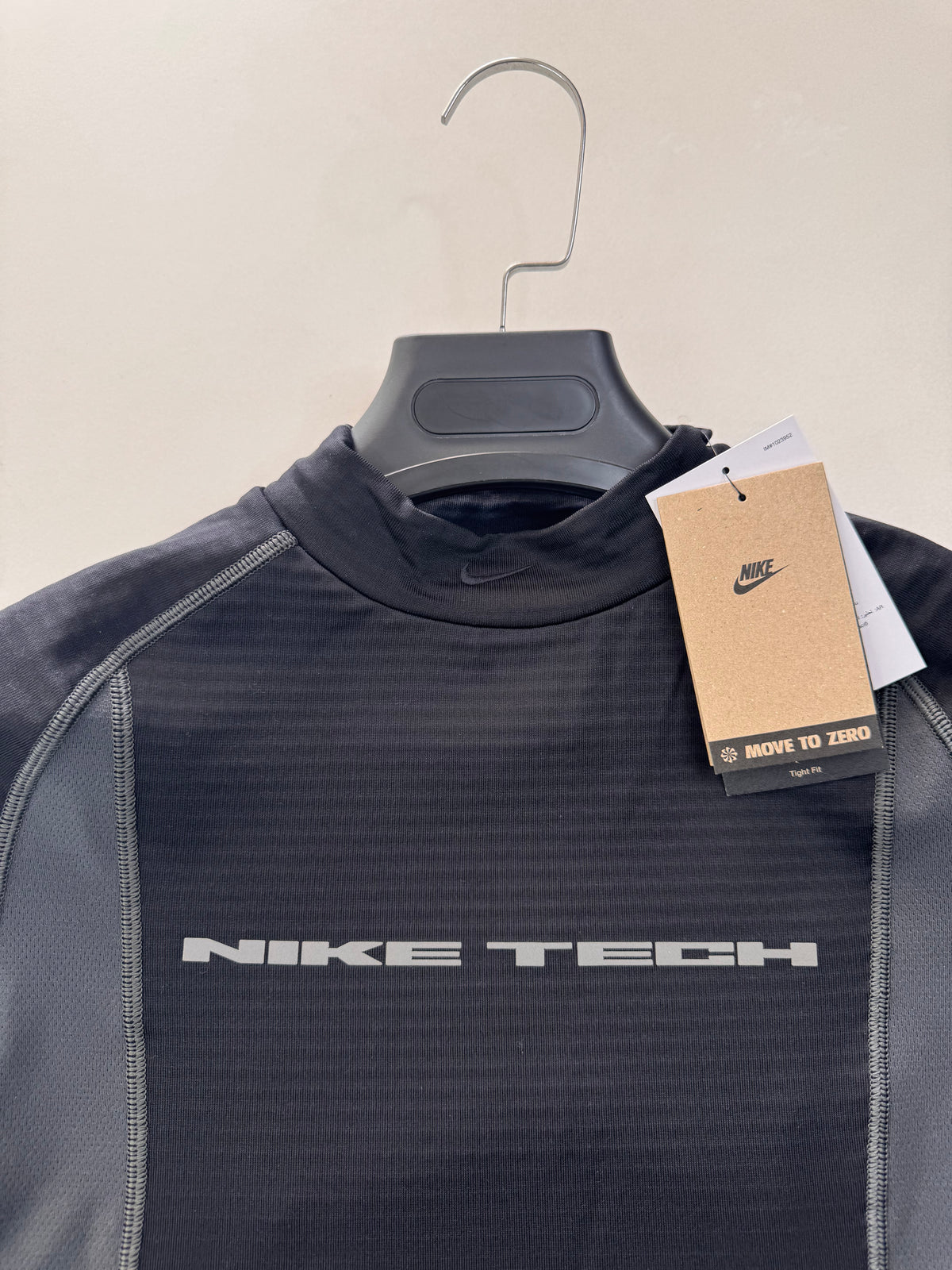 Nike tech base layer