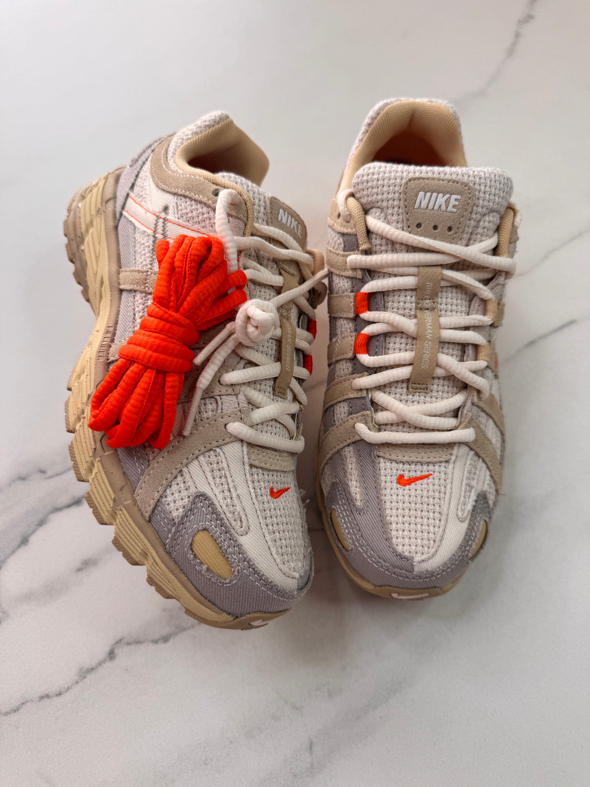Nike p-6000