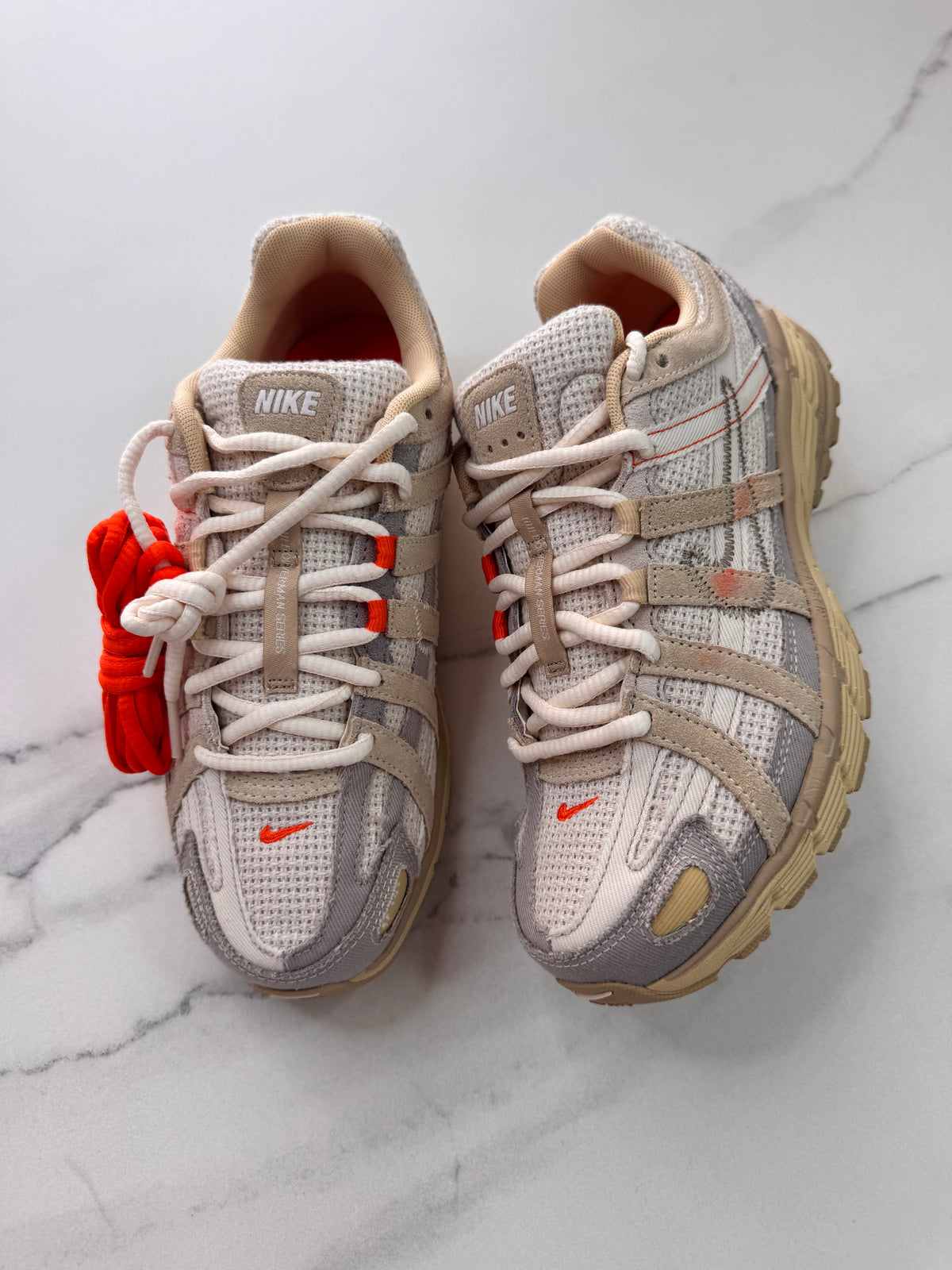 Nike p-6000