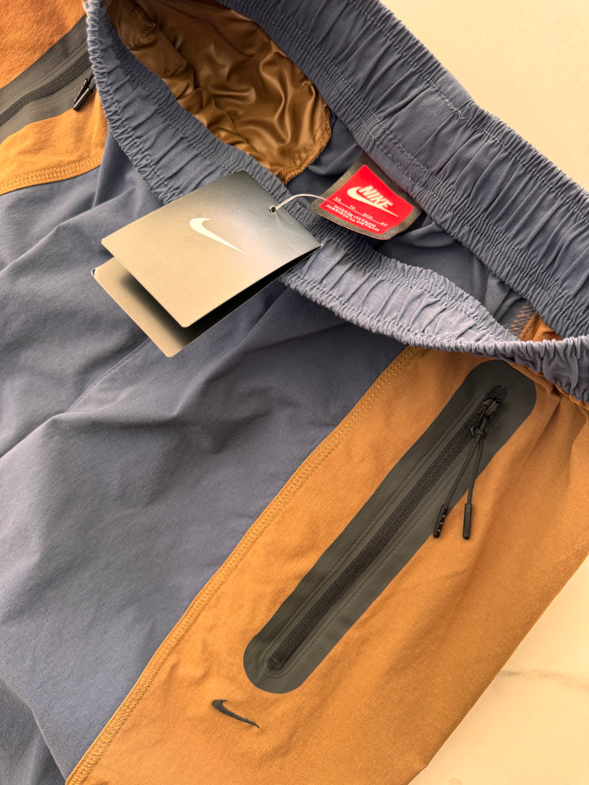 Nike Tech Dri-FIT Woven Color-Block Oversized Pants